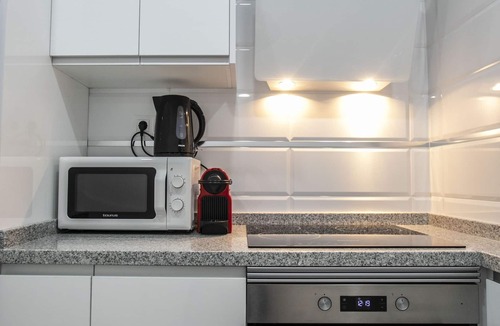 Camino de Ronda Apartment | Renovated, Comfortable Apartment in Center Granada