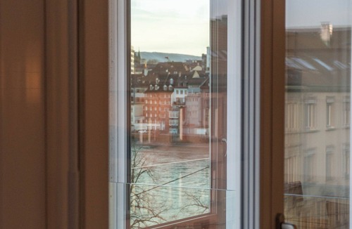 Vorstadte Apartment | Renovated Designer Studio in Central Basel with free BaselCard