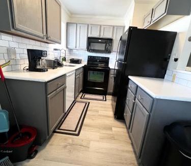 Camelback East Apartment | Renovated Downtown Phoenix Condo