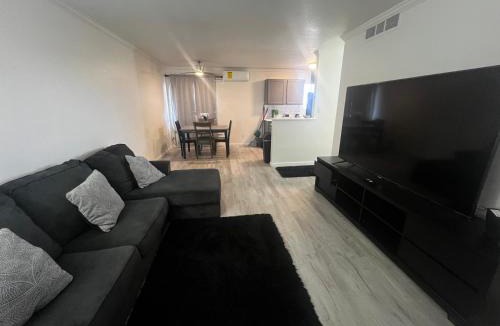 Camelback East Apartment | Renovated Downtown Phoenix Condo