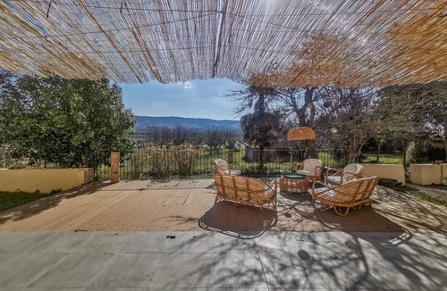 Tulette Ski Chalet | Renovated family home with heated swimming pool & garden