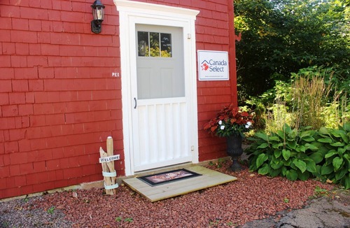 Malpeque Cottage | Renovated historical barn in Malpeque. close to several beaches and Cabot Park.