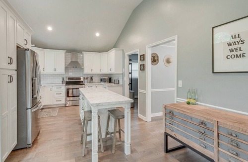 Franklin House | Renovated Home in Downtown Historic Franklin Close To Everything!