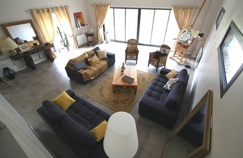 Andilly House | Renovated old house of 280m² near La Rochelle, sleeps 12, swimming pool