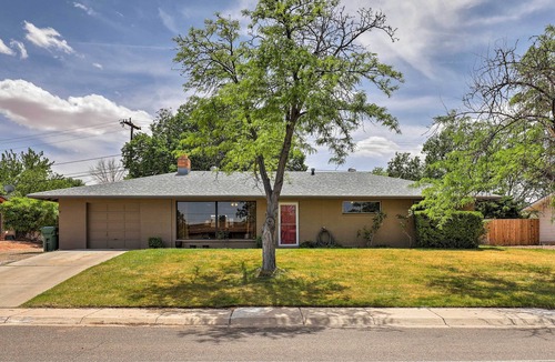 Page House | Renovated Open Floor Plan; Walk 2 Downtown & Shops