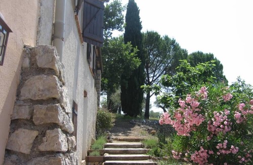 Flayosc Villa | Renovated Provencal country house in the heart of nature