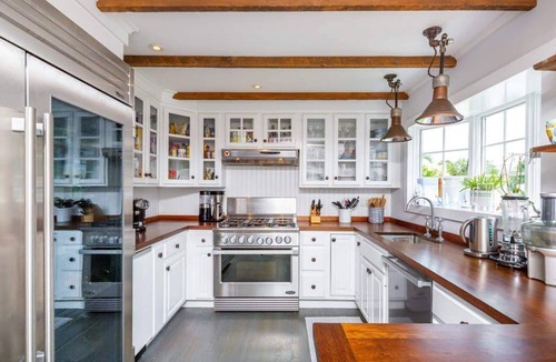 Sag Harbor House | Renovated Sag Harbor Village 4 Bedroom With Pool + New Bronco with Beach Pass!