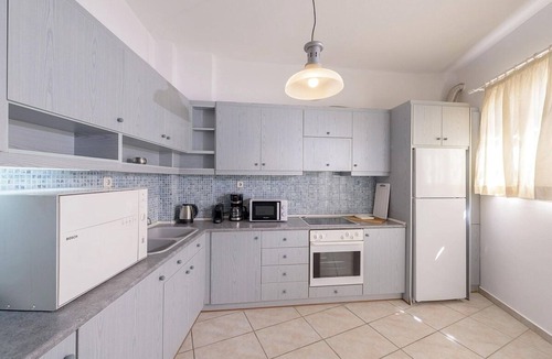 Old Town Rethymnon Apartment | Renovated & Spacious Apartment in the Historical Centre of Rethymno - A/C, Wi-Fi, 2 Balconies!