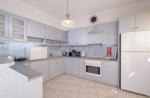 Old Town Rethymnon Apartment | Renovated & Spacious Apartment in the Historical Centre of Rethymno - A/C, Wi-Fi, 2 Balconies!