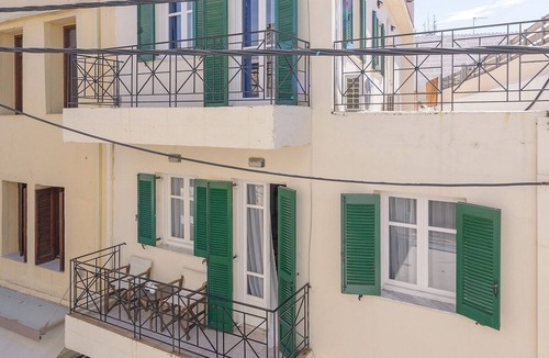 Old Town Rethymnon Apartment | Renovated & Spacious Apartment in the Historical Centre of Rethymno - A/C, Wi-Fi, 2 Balconies!