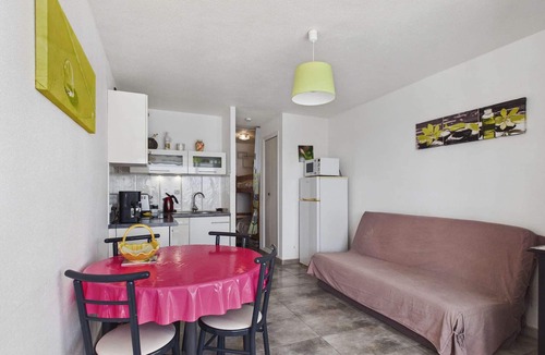 Le Grau-dʼAgde Apartment | Renovated studio cabin, sea view - 4 guests