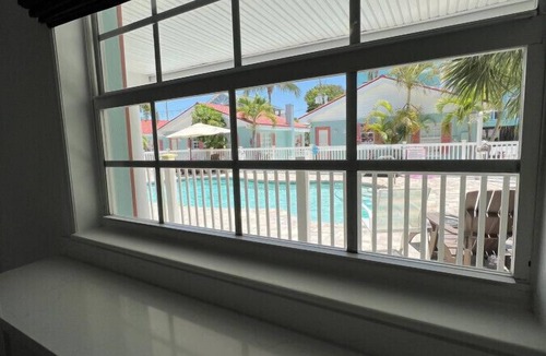 Sunset Beach House | Renovated studio w/king bed & full size kitchen #5