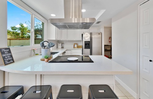 South Scottsdale House | Renovated Townhome near Oldtown Scottsdale (Large Patio and Community Pool)