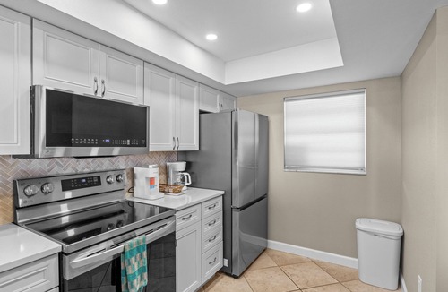 Bradenton Beach Condo | RENOVATED & UPDATED AFTER HURRICANES - ON WHITE SUGAR SAND BEACH - HEATED POOL