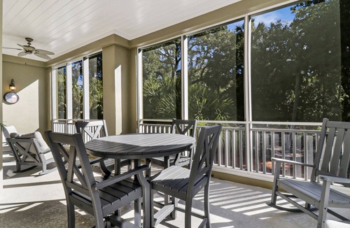 Palmetto Dunes Villa | Renovated villa w/lush nature views & screened porch only steps to the beach