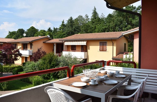 Colà Di Lazise Apartment | Renovierte Wohnung/Pool/TV/Wlan/Garage/Familiy Friendly