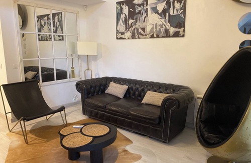 Fontenay-le-Fleury House | Rent more than a house: Experience Au vieux Carré.