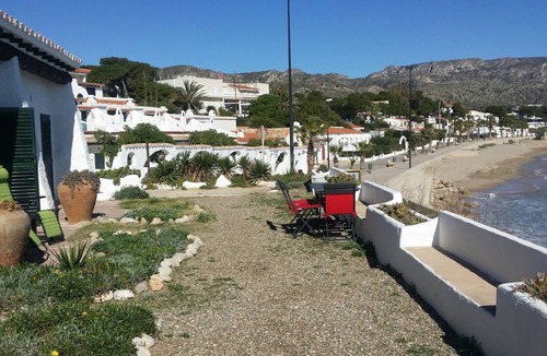 L Almadrava House | Rent pleasant house with direct access to the beach