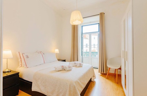 Mouraria Apartment | RENT4REST Dream View Family 3BR Apartment | AC