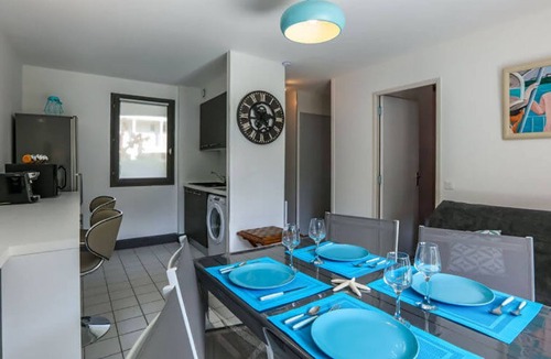 Vaux-sur-Mer Apartment | Rental of a south-facing apartment with garden 200 meters from nauzan beach,
