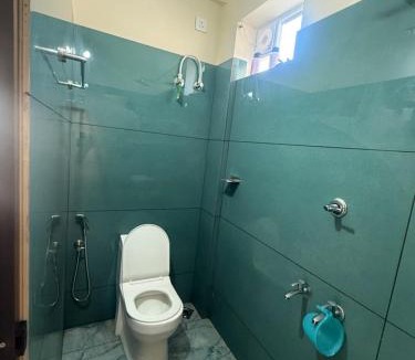 Ernakulam South Apartment | Rentit
