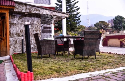 Khokhar Maira Hotel | Republika Central