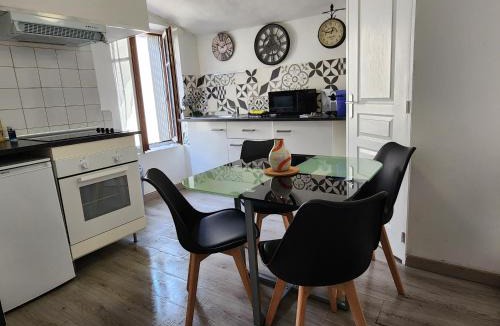 Bastide Saint-Louis Apartment | REPUBLIQUE Centre