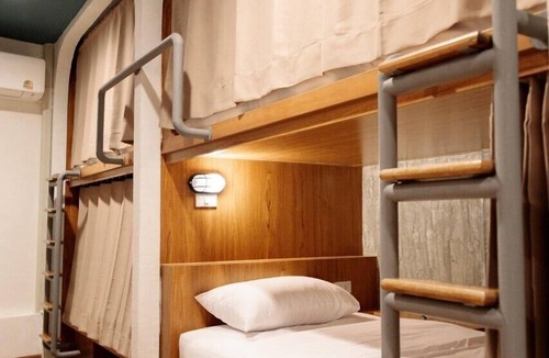Talat Yot Hostel | ReRe Hostel