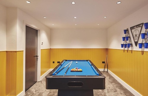 Cheddar House | Reservoir View
