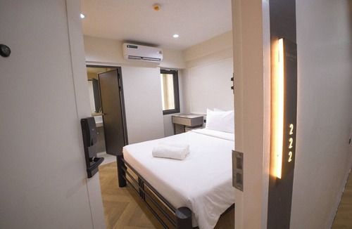 Sanambin Hotel | RESET at DMK