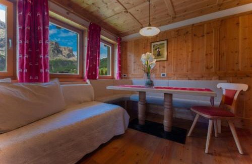 Colfosco Apartment | Residence Barbara