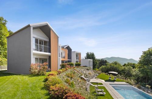 Trarego Viggiona Apartment | Residence Conca Verde 2 with pool