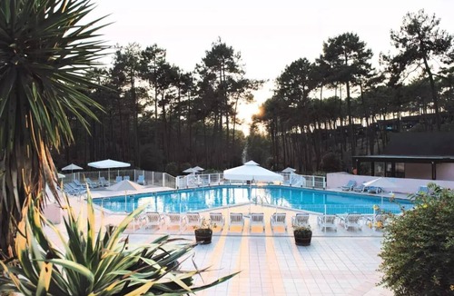 Maubuisson Apartment | Residence Domaine Les Cavales - 3 room apartment for 4 people covered balcony