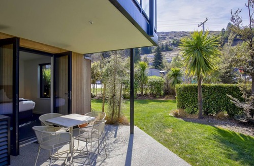 Arthur's Point Apartment | Residence Du Parc - Apt 6b at the base of Coronet Peak