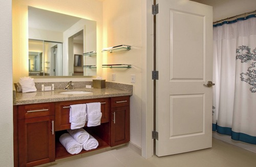 Ashton Heights Hotel | Residence Inn Arlington Ballston