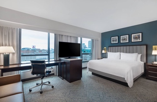 West Fens Hotel | Residence Inn by Marriott Boston Back Bay/Fenway