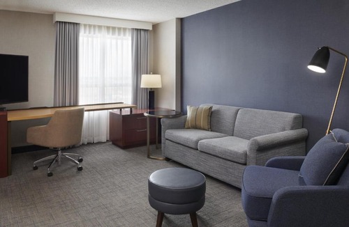 Calgary Hotel | Residence Inn by Marriott Calgary Airport