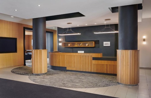Calgary Hotel | Residence Inn by Marriott Calgary Airport