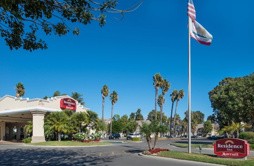 Oxnard Hotel | Residence Inn by Marriott Oxnard River Ridge