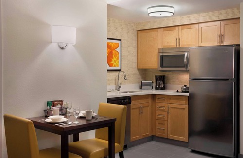 Thornhill Hotel | Residence Inn by Marriott Toronto Markham