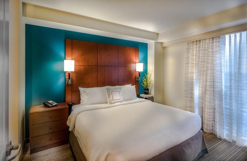 Ballston Hotel | Residence Inn by Marriott Arlington Ballston