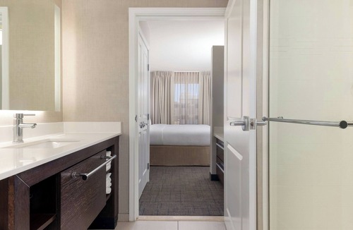 Northfield Hotel | Residence Inn by Marriott Denver Central Park