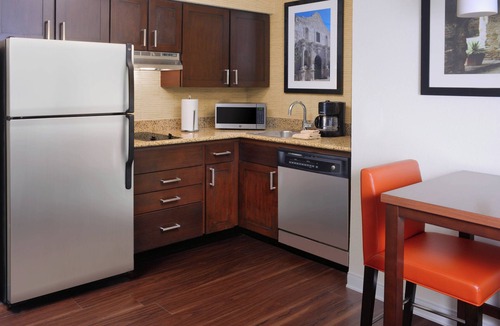 Oak Park - Northwood Hotel | Residence Inn By Marriott San Antonio Airport/Alamo Heights