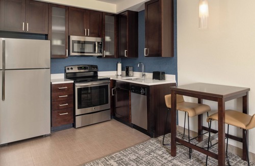 Spring Hotel | Residence Inn by Marriott Houston City Place