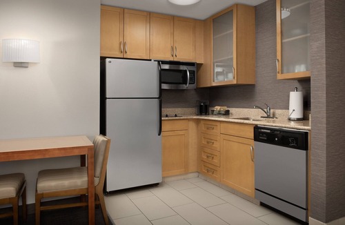 Downtown Syracuse Hotel | Residence Inn by Marriott Syracuse Downtown at Armory Square