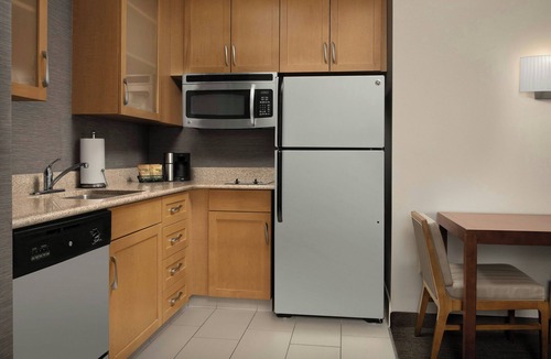 Downtown Syracuse Hotel | Residence Inn by Marriott Syracuse Downtown at Armory Square