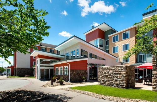 Level Green Hotel | Residence Inn Pittsburgh Monroeville/Wilkins Township