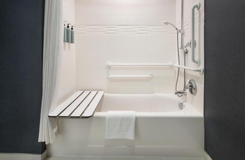 Level Green Hotel | Residence Inn Pittsburgh Monroeville/Wilkins Township