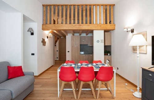 Gressoney-Saint-Jean Apartment | Residence in Gressoney-saint-jean with 1 bedrooms sleeps 5