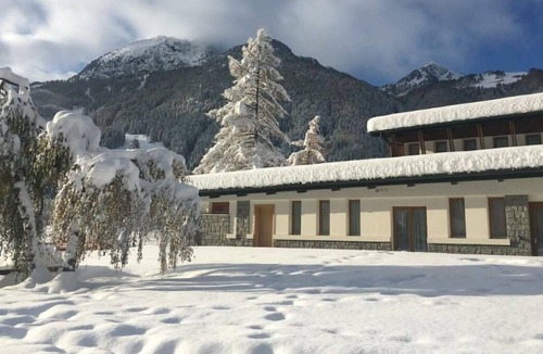 Gressoney-Saint-Jean Apartment | Residence in Gressoney-saint-jean with 1 bedrooms sleeps 5